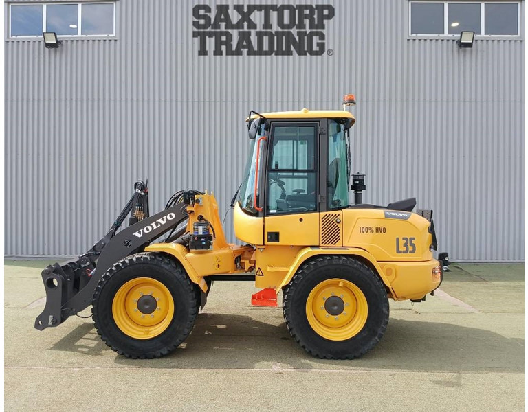 Volvo L35HT +Vikplog + Sandspridarskopa + skopa + Hydr G - Mini nakladalec: slika 3 Volvo L35HT +Vikplog + Sandspridarskopa + skopa + Hydr G - Mini nakladalec: slika 3