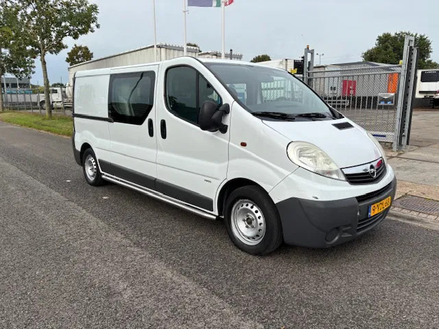 Opel Vivaro 2 2.0Cdti /84kW-E4 crew cab L2H1 - Mali kombi, Dostavno vozilo z dvojno kabino: slika 1 Opel Vivaro 2 2.0Cdti /84kW-E4 crew cab L2H1 - Mali kombi, Dostavno vozilo z dvojno kabino: slika 1