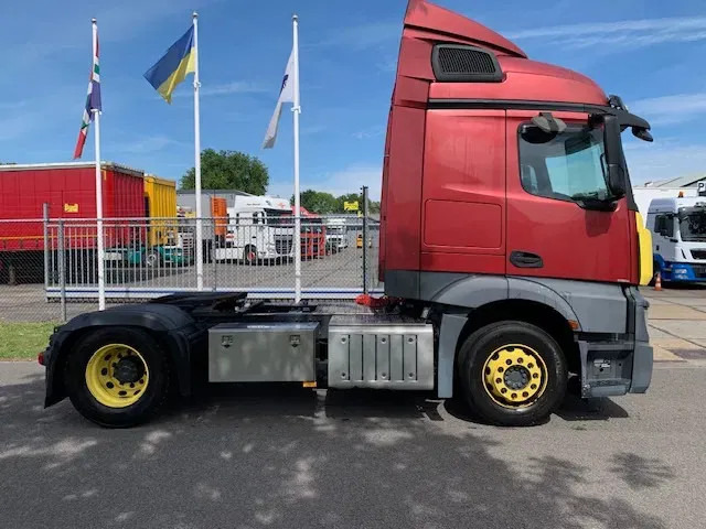 Mercedes-Benz Actros 1840 Euro 6 streamspace - Vlačilec: slika 4 Mercedes-Benz Actros 1840 Euro 6 streamspace - Vlačilec: slika 4