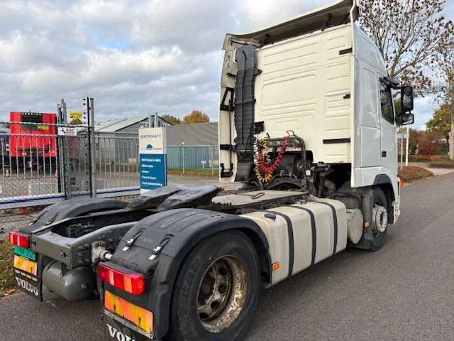 Volvo FH 12.420 E3 4x2T Globetrotter 720.000km!! Analog tacho MOT 06-2026 Tipper - WF hydr. - Vlačilec: slika 5 Volvo FH 12.420 E3 4x2T Globetrotter 720.000km!! Analog tacho MOT 06-2026 Tipper - WF hydr. - Vlačilec: slika 5