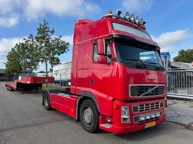 Volvo FH 12 480 Globe XL Euro 5 7B chassis tyres new - Vlačilec: slika 3 Volvo FH 12 480 Globe XL Euro 5 7B chassis tyres new - Vlačilec: slika 3