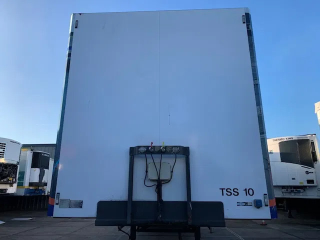 Vogelzang Closed box insulated lift axle MOT 06-2026 TOP Condition - Polprikolica zabojnik: slika 2 Vogelzang Closed box insulated lift axle MOT 06-2026 TOP Condition - Polprikolica zabojnik: slika 2