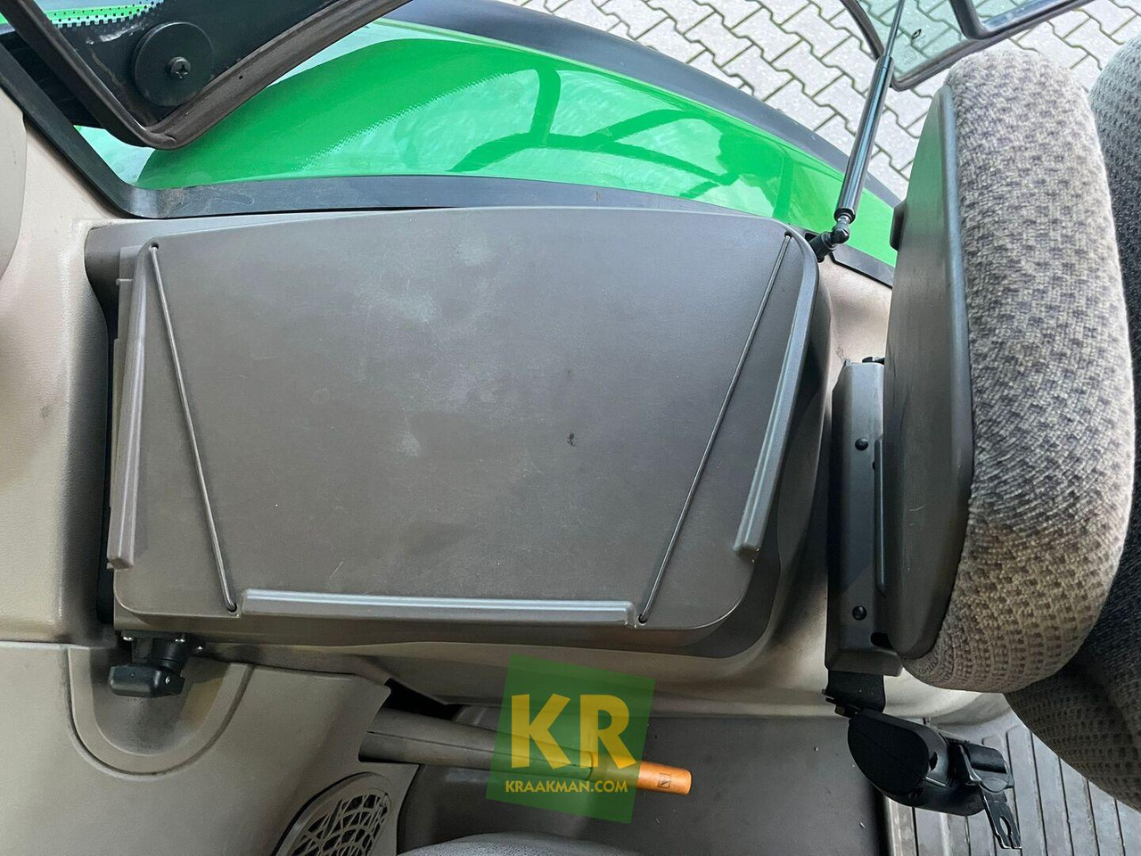 6120R John Deere - Traktor: slika 4 6120R John Deere - Traktor: slika 4