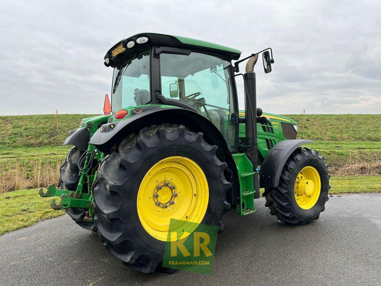 6140R John Deere - Traktor: slika 5 6140R John Deere - Traktor: slika 5