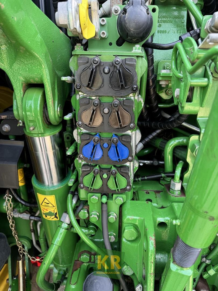 6175R John Deere - Traktor: slika 3 6175R John Deere - Traktor: slika 3