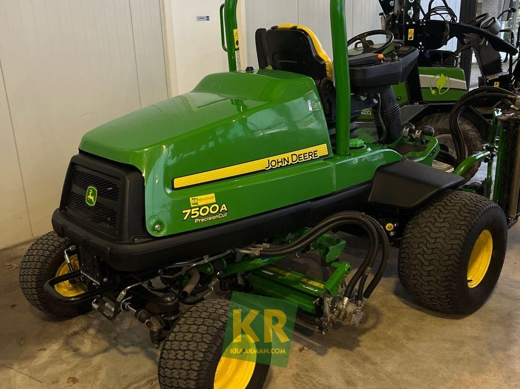 7500A Fairway Maaier John Deere - Vrtna kosilnica: slika 4 7500A Fairway Maaier John Deere - Vrtna kosilnica: slika 4