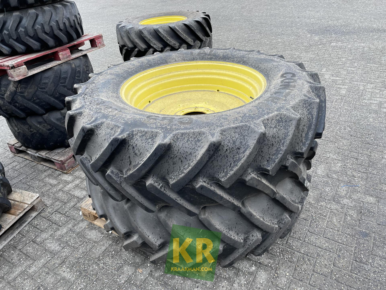 Banden Continental Continental - Kompletno kolo za Kmetijski stroj: slika 1 Banden Continental Continental - Kompletno kolo za Kmetijski stroj: slika 1