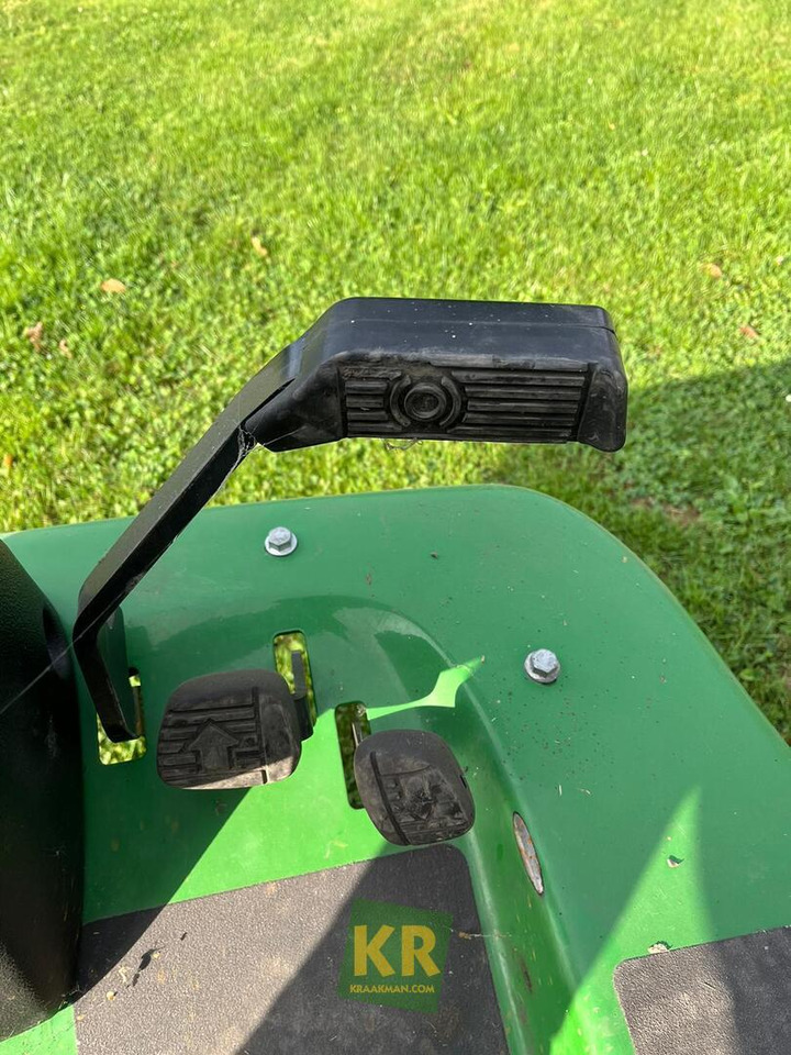 John Deere 1580 - Vrtna kosilnica: slika 5 John Deere 1580 - Vrtna kosilnica: slika 5