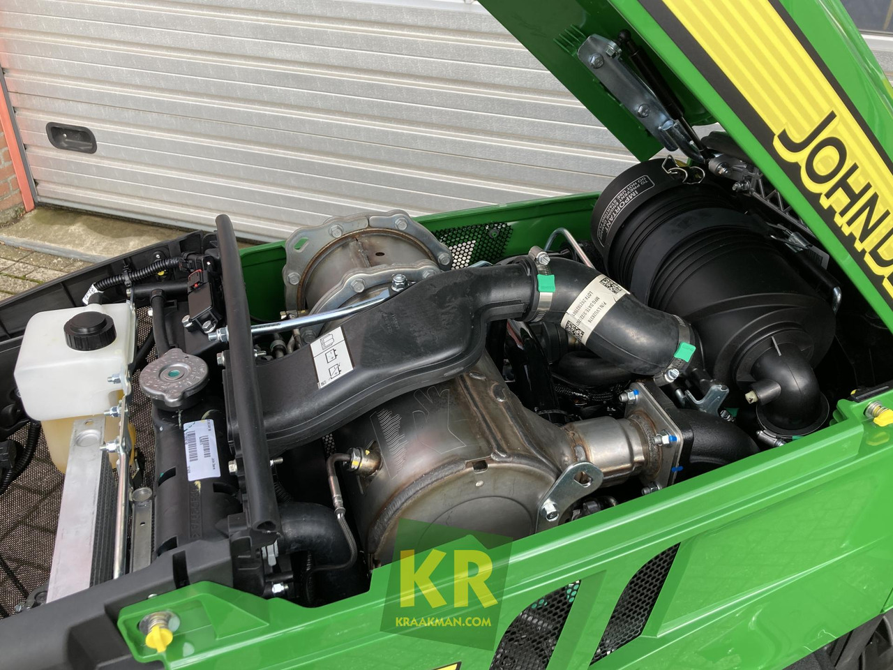 John Deere 3038E - Mini traktor: slika 4 John Deere 3038E - Mini traktor: slika 4