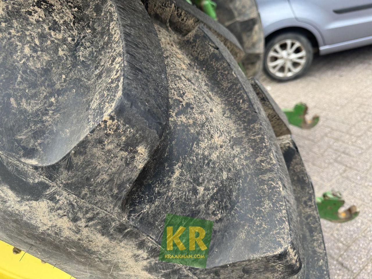 John Deere 6125R  lizing John Deere 6125R: slika 10