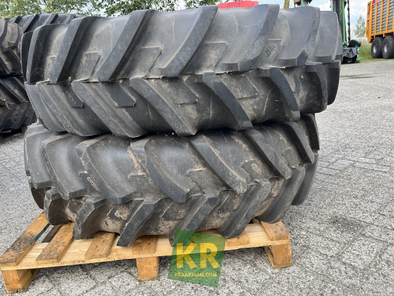 Michelin Agribib 380/85R30 - Kompletno kolo za Kmetijski stroj: slika 1 Michelin Agribib 380/85R30 - Kompletno kolo za Kmetijski stroj: slika 1