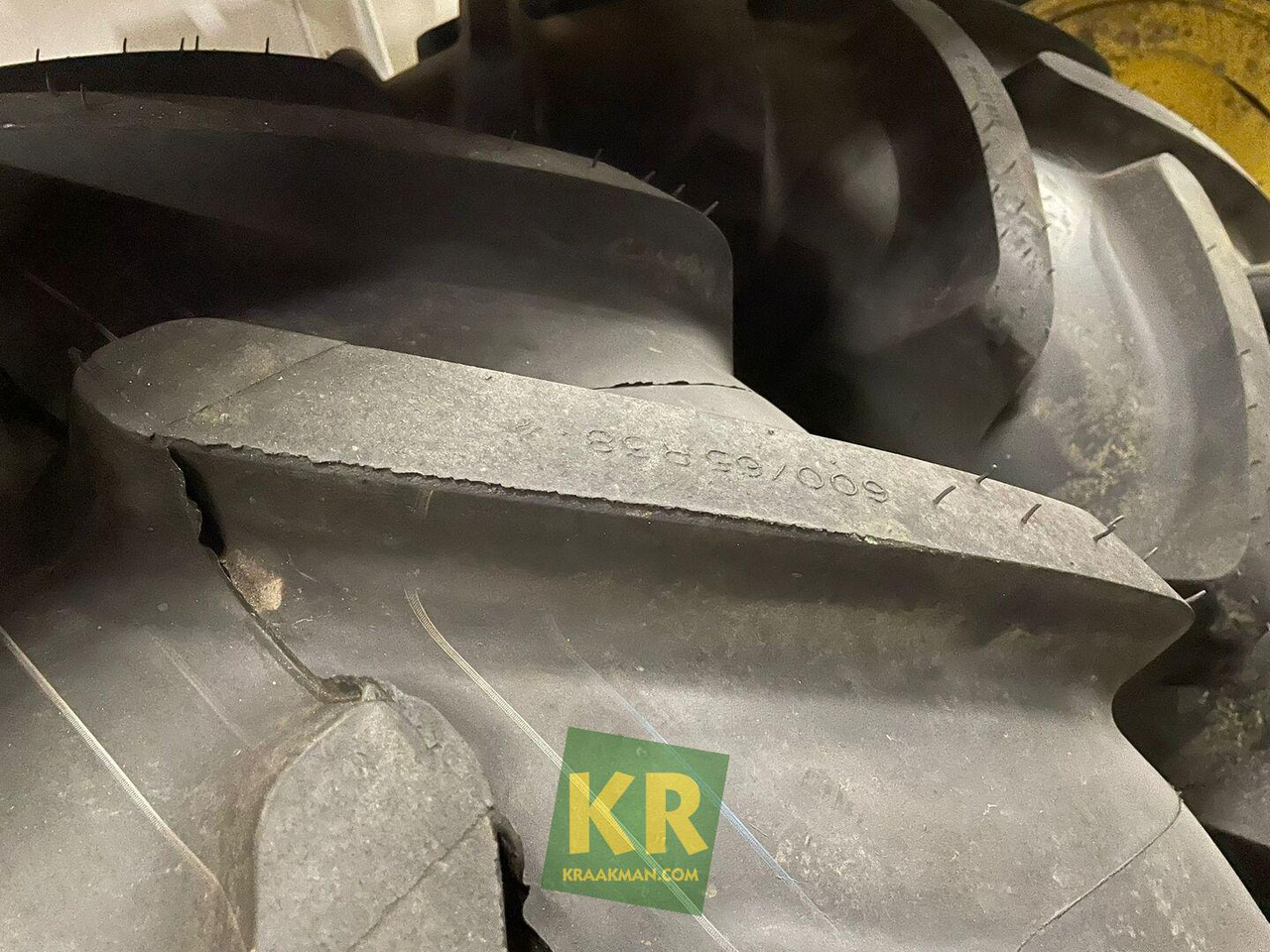 Multibib 600/65R38 Michelin - Kompletno kolo za Kmetijski stroj: slika 2 Multibib 600/65R38 Michelin - Kompletno kolo za Kmetijski stroj: slika 2