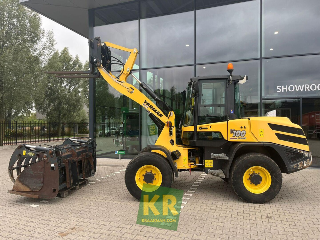 V100 shovel Yanmar - Kolesni nakladalec: slika 2 V100 shovel Yanmar - Kolesni nakladalec: slika 2