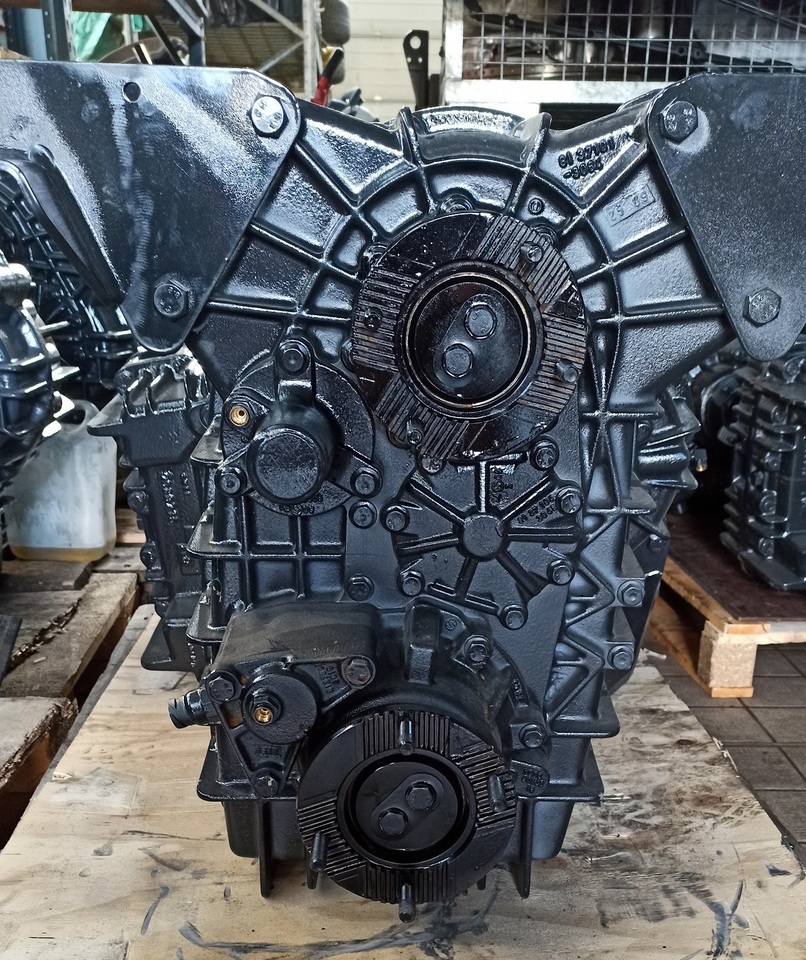MAN TGM L2000 G102 G 102 4X4 - Transmission za Tovornjak: slika 1 MAN TGM L2000 G102 G 102 4X4 - Transmission za Tovornjak: slika 1