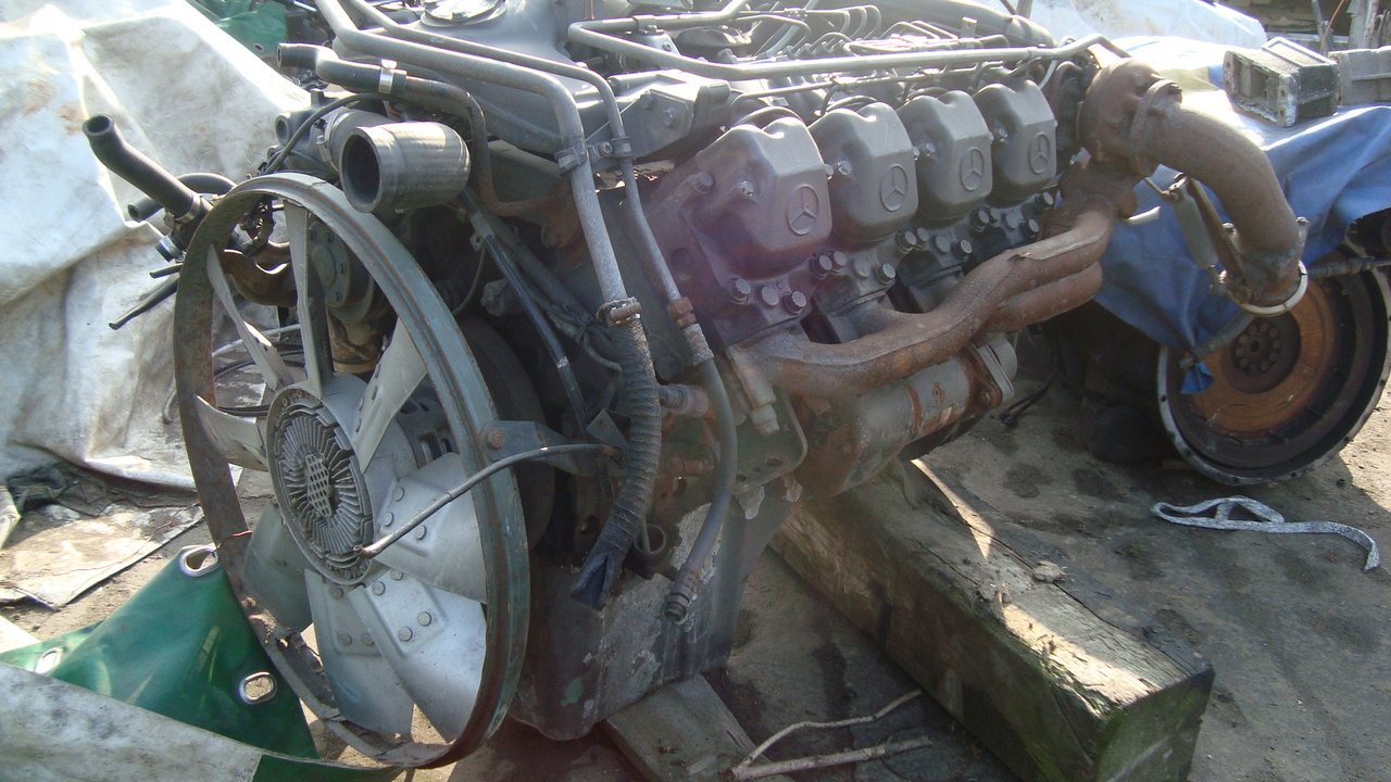 MERCEDES-BENZ OM 442 LA - Motor in deli: slika 4 MERCEDES-BENZ OM 442 LA - Motor in deli: slika 4
