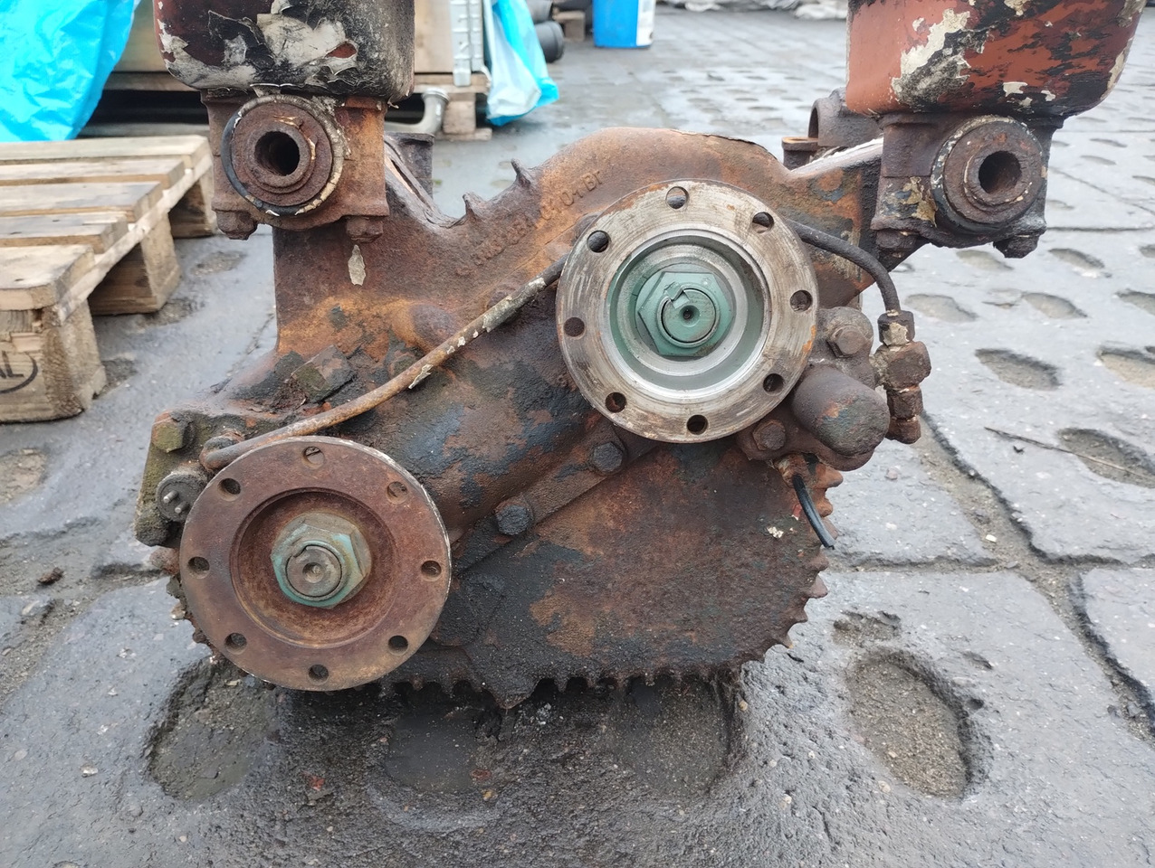 MERCEDES BENZ SKRZYNIA ROZDZILECZA REDUKTOR VG 325 4X4 1017 1217 1417 1617 - Nihajni motor za Tovornjak: slika 1 MERCEDES BENZ SKRZYNIA ROZDZILECZA REDUKTOR VG 325 4X4 1017 1217 1417 1617 - Nihajni motor za Tovornjak: slika 1