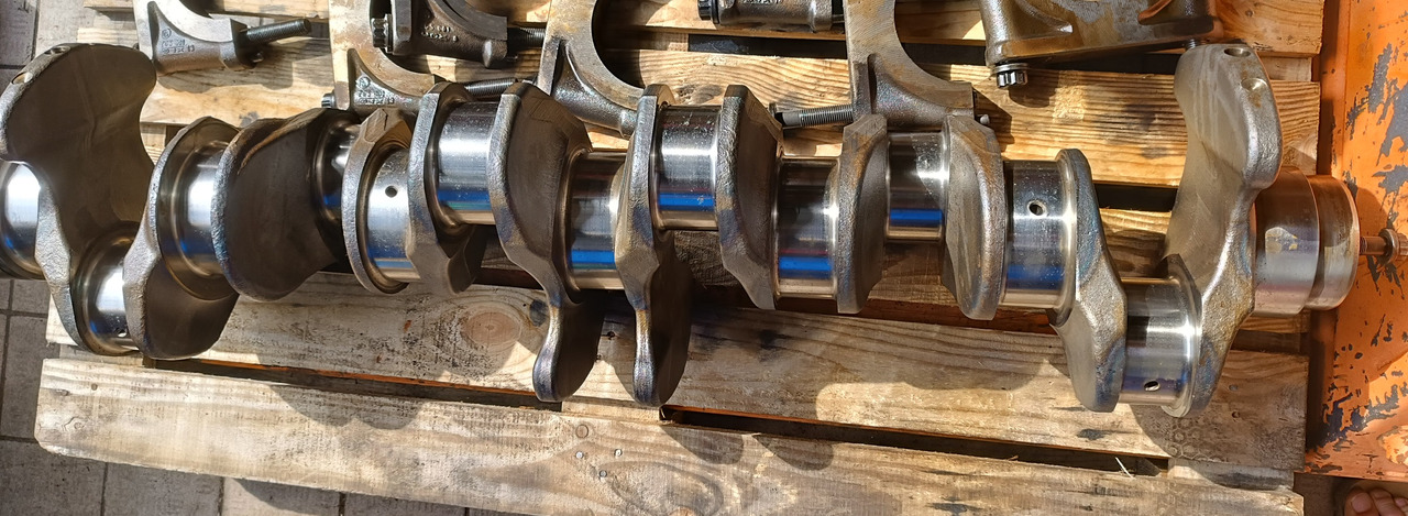 Mercedes Actros MP4 MP5 OM471 471 926 Crankshaft - Ročična gred: slika 1 Mercedes Actros MP4 MP5 OM471 471 926 Crankshaft - Ročična gred: slika 1