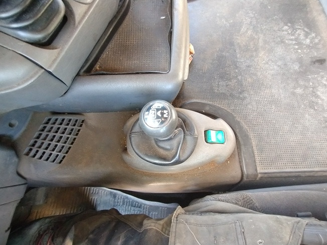 SCANIA R 114 380 6x2 - Tovornjak-šasija: slika 5 SCANIA R 114 380 6x2 - Tovornjak-šasija: slika 5