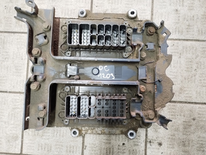 STEROWNIK SILNIKA SCANIA 124 420 DC1203 1722829 - ECU: slika 1 STEROWNIK SILNIKA SCANIA 124 420 DC1203 1722829 - ECU: slika 1