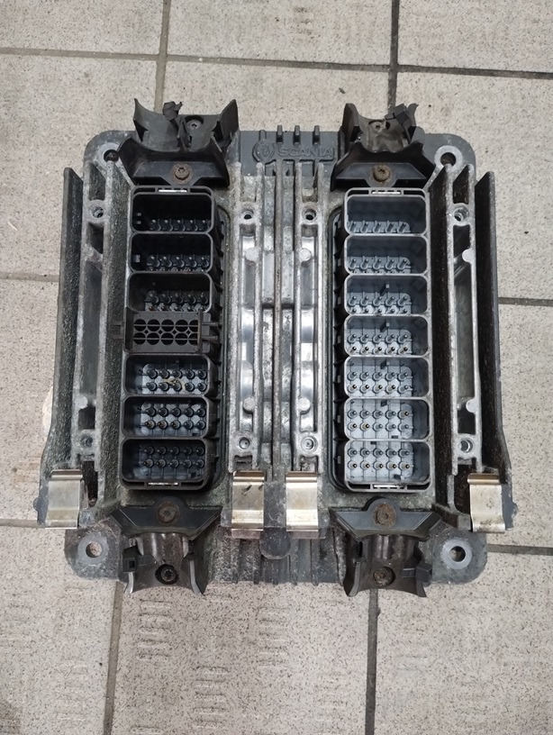 STEROWNIK SILNIKA SCANIA DC9 DC 924 XPI 2023104 - ECU: slika 1 STEROWNIK SILNIKA SCANIA DC9 DC 924 XPI 2023104 - ECU: slika 1