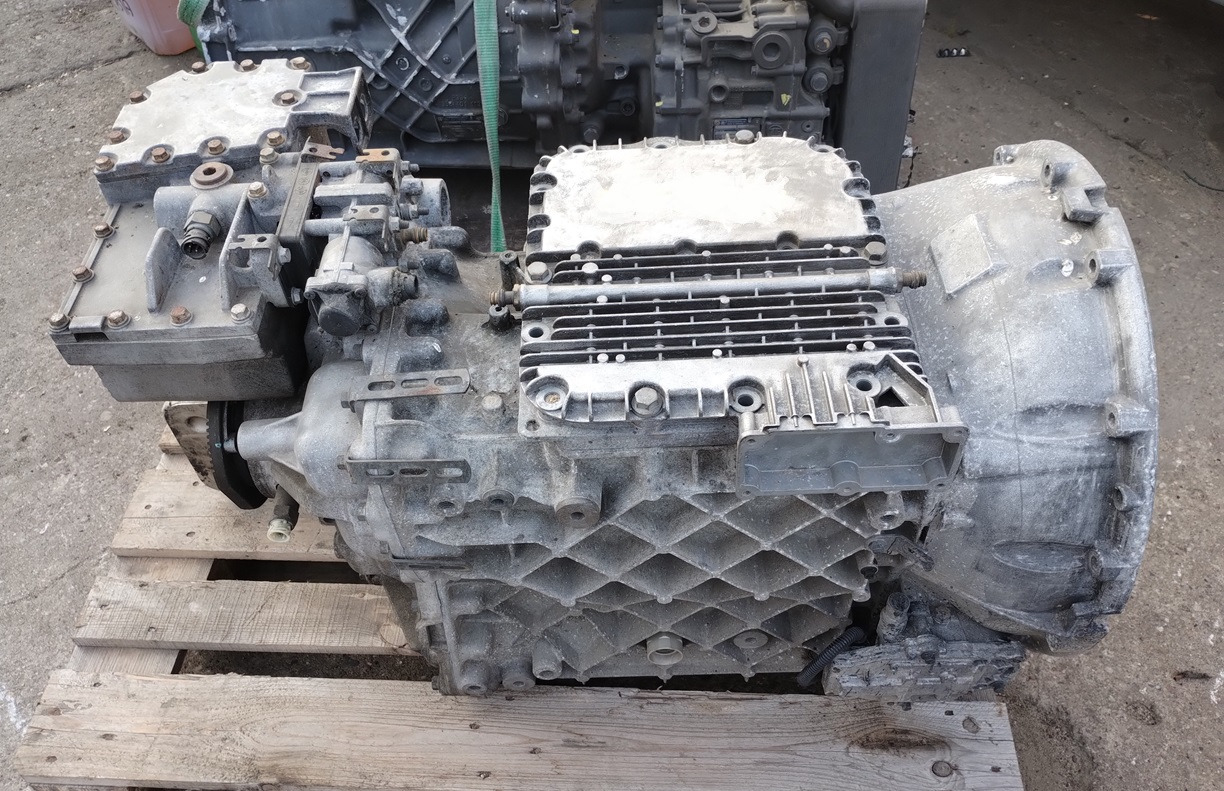 VOLVO FH 4 FM AT2612F RETARDER - Menjalnik in deli: slika 1 VOLVO FH 4 FM AT2612F RETARDER - Menjalnik in deli: slika 1