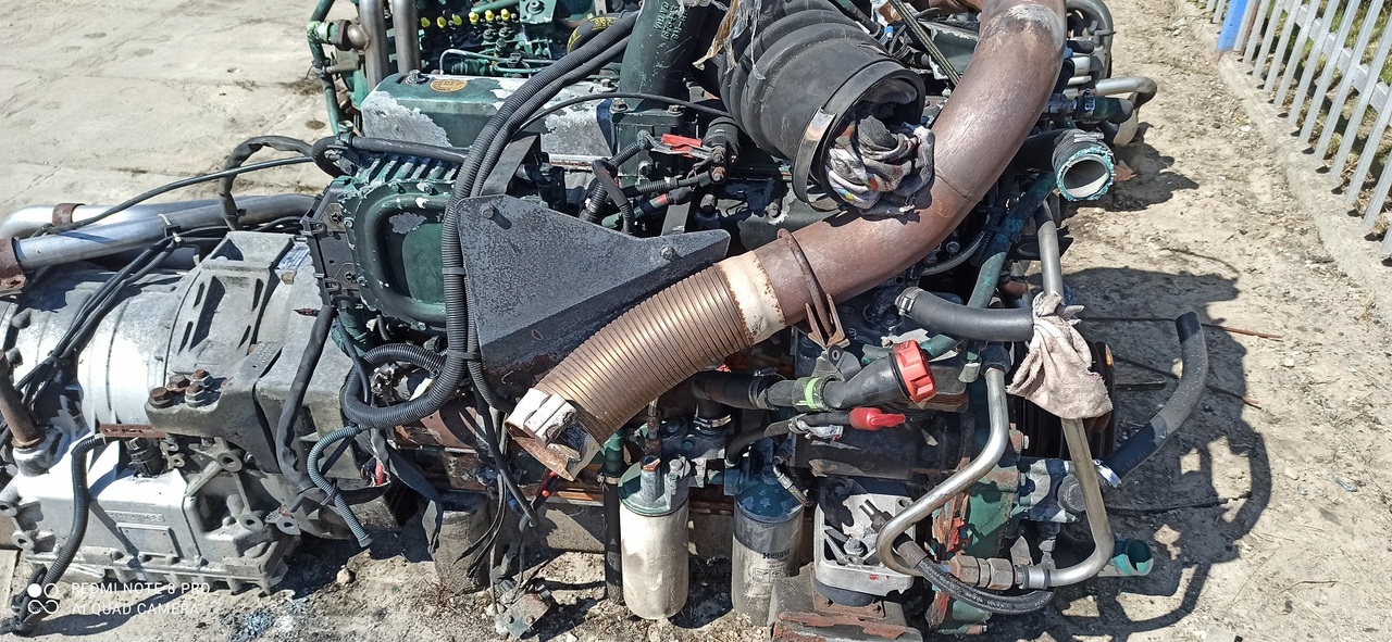 VOLVO FL7 D7 310 D7C310 - Motor in deli za Tovornjak: slika 2 VOLVO FL7 D7 310 D7C310 - Motor in deli za Tovornjak: slika 2