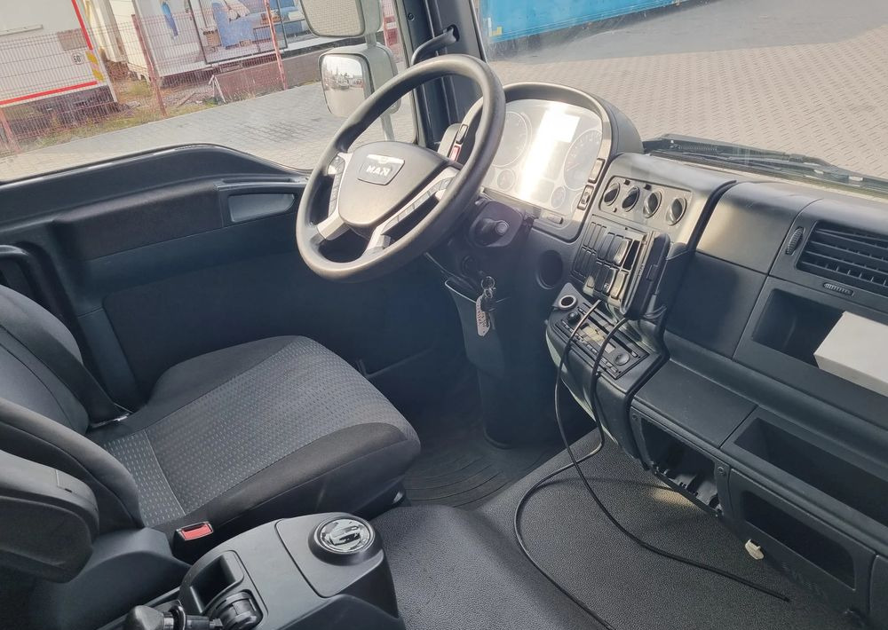 MAN TGM 18 340 - Smetarski tovornjak: slika 5 MAN TGM 18 340 - Smetarski tovornjak: slika 5