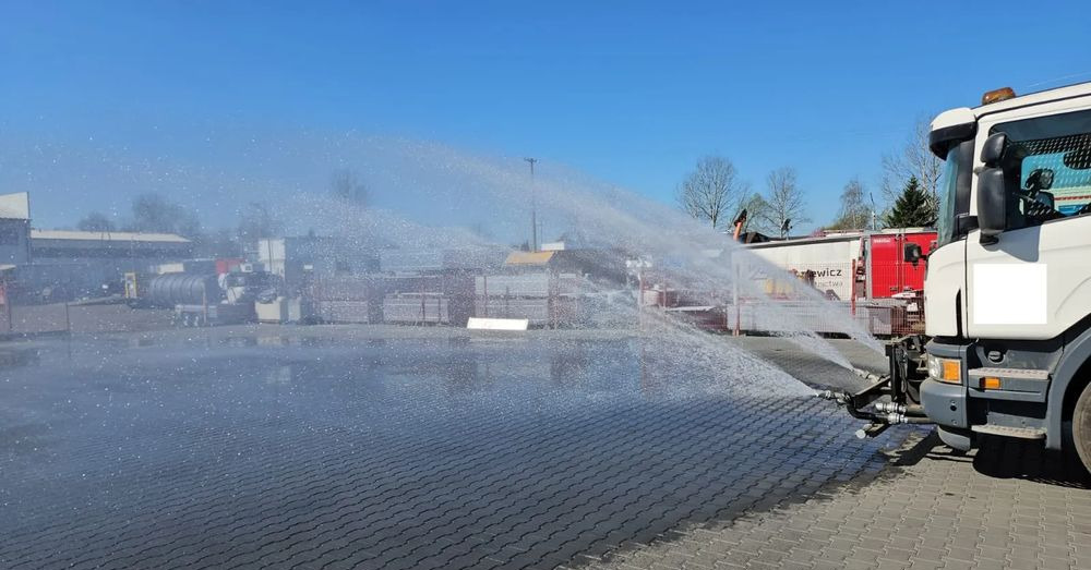 Scania SCANIA P360 Myjka drogowa - Smetarski tovornjak: slika 2 Scania SCANIA P360 Myjka drogowa - Smetarski tovornjak: slika 2