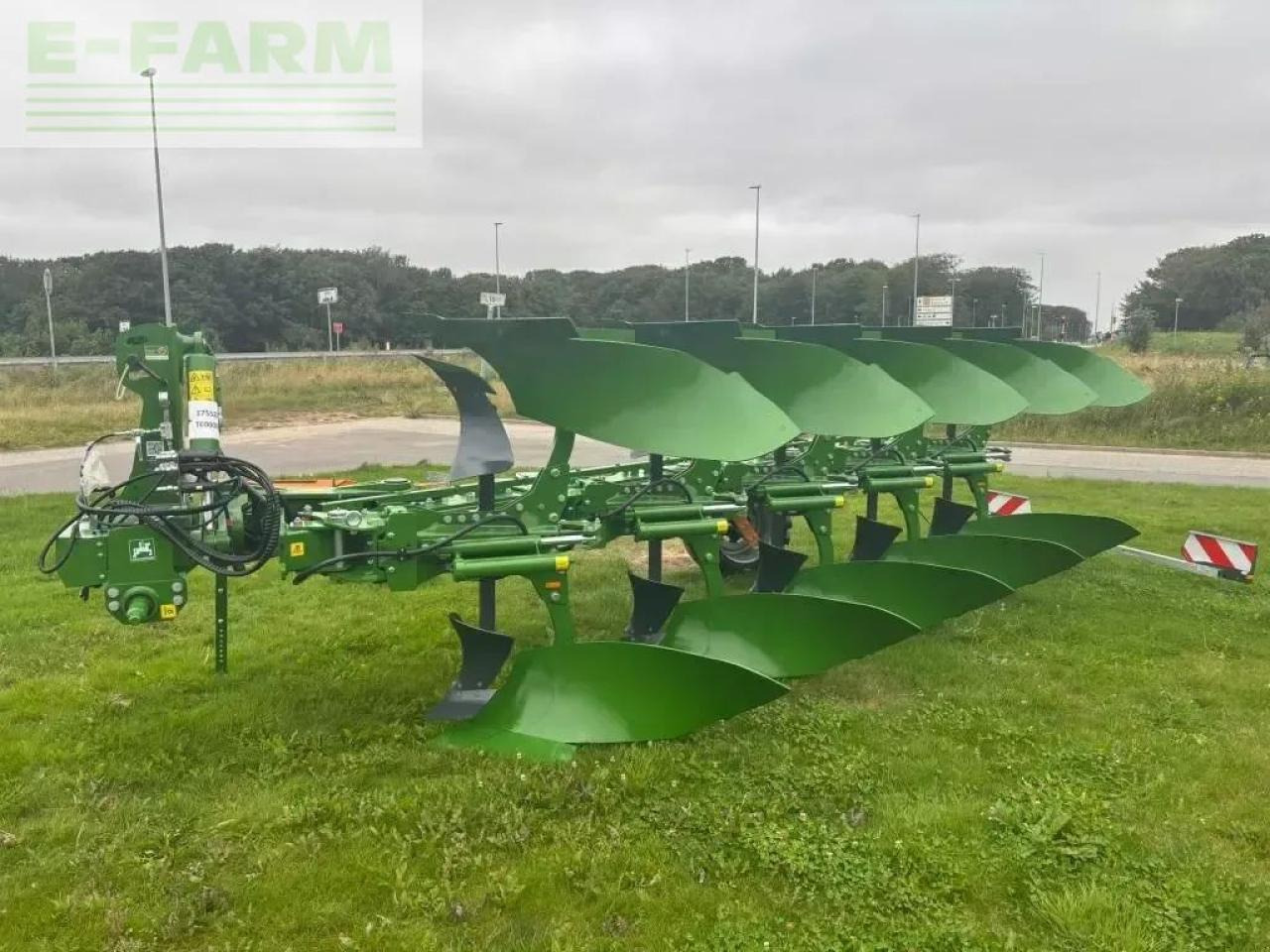 Amazone teres 5 furet - Plug: slika 1 Amazone teres 5 furet - Plug: slika 1