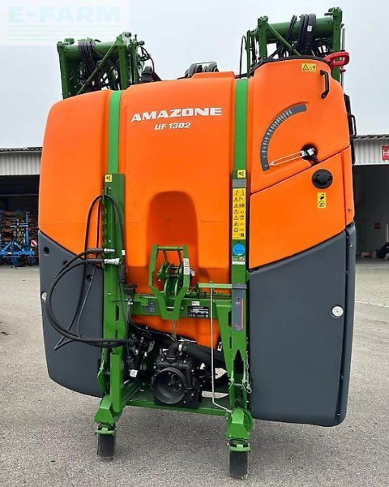 Amazone uf 1302 - Vlečna škropilnica: slika 2 Amazone uf 1302 - Vlečna škropilnica: slika 2