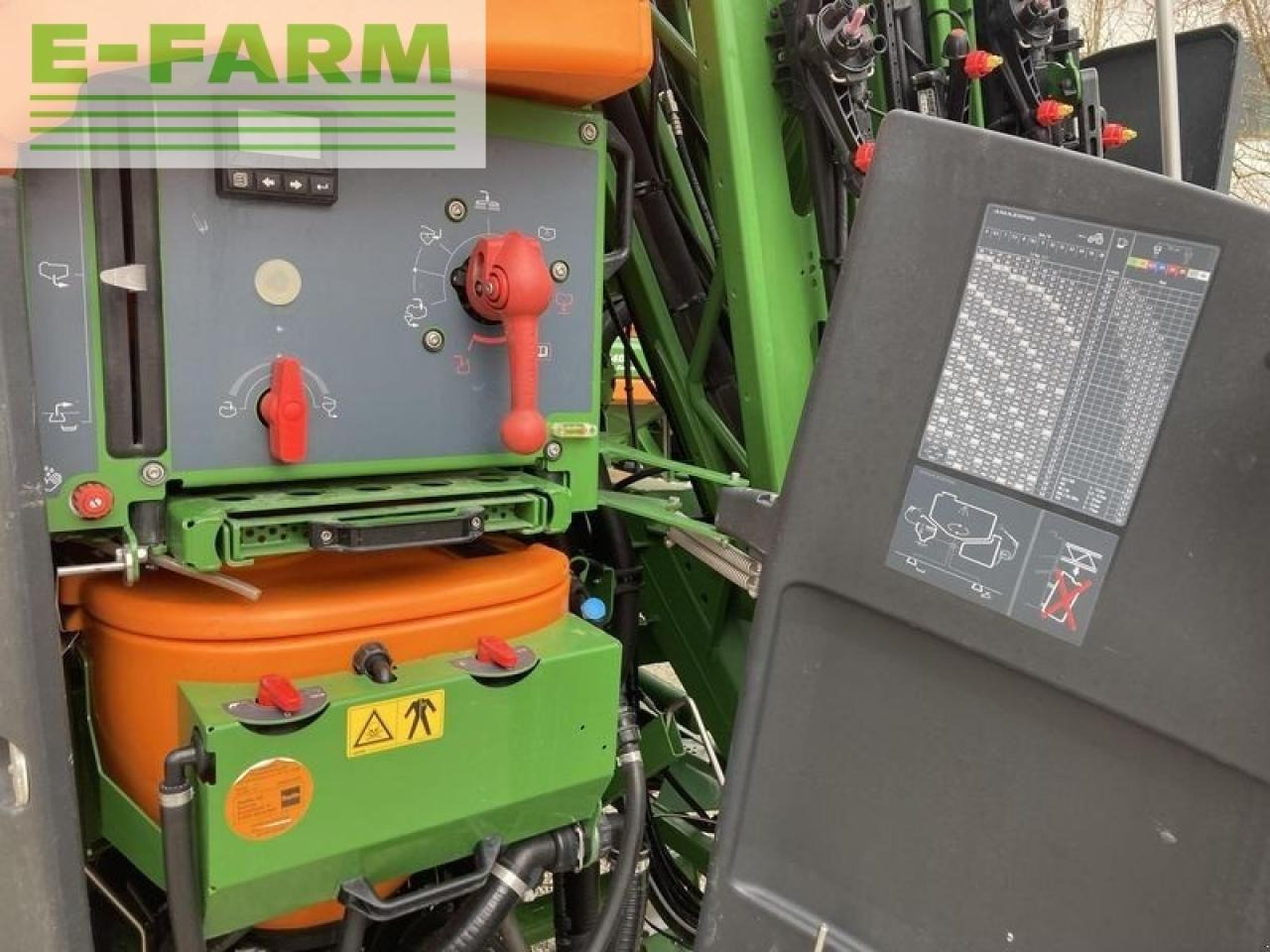 Amazone uf 2002, 25 cm düsenabstand - Škropilnica montirana na traktor: slika 4 Amazone uf 2002, 25 cm düsenabstand - Škropilnica montirana na traktor: slika 4