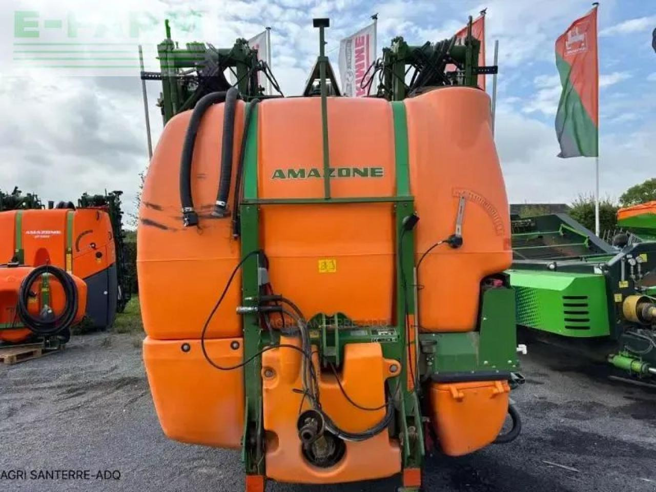 Amazone uf twin 2801 - Vlečna škropilnica: slika 2 Amazone uf twin 2801 - Vlečna škropilnica: slika 2