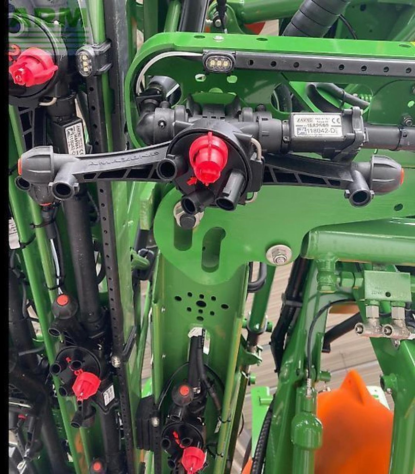 Amazone ux 6201 super - Vlečna škropilnica: slika 1 Amazone ux 6201 super - Vlečna škropilnica: slika 1