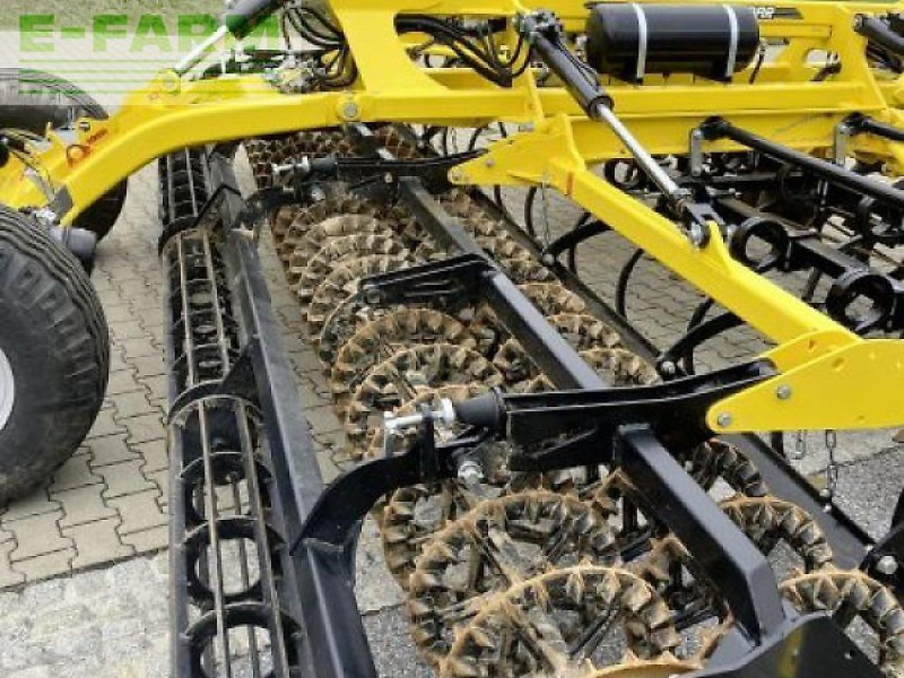 Bednar swifter so 6000f - Sejalni kombajn: slika 5 Bednar swifter so 6000f - Sejalni kombajn: slika 5
