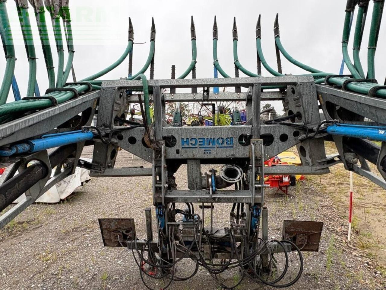 Bomech multi 18, gülle schleppschuhverteiler - Sistem za namakanje: slika 2 Bomech multi 18, gülle schleppschuhverteiler - Sistem za namakanje: slika 2