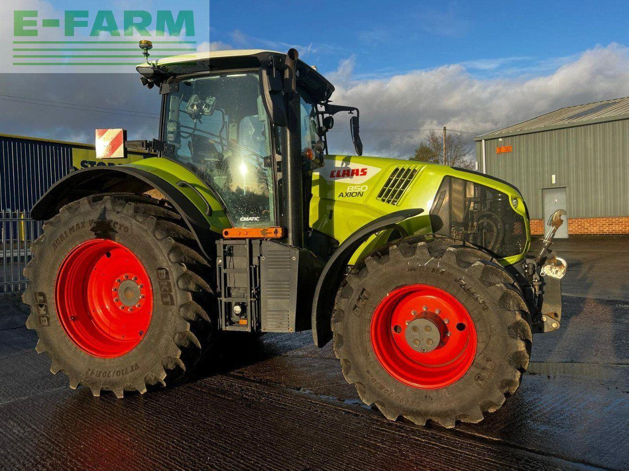 CLAAS AXION 850 - Traktor: slika 3 CLAAS AXION 850 - Traktor: slika 3