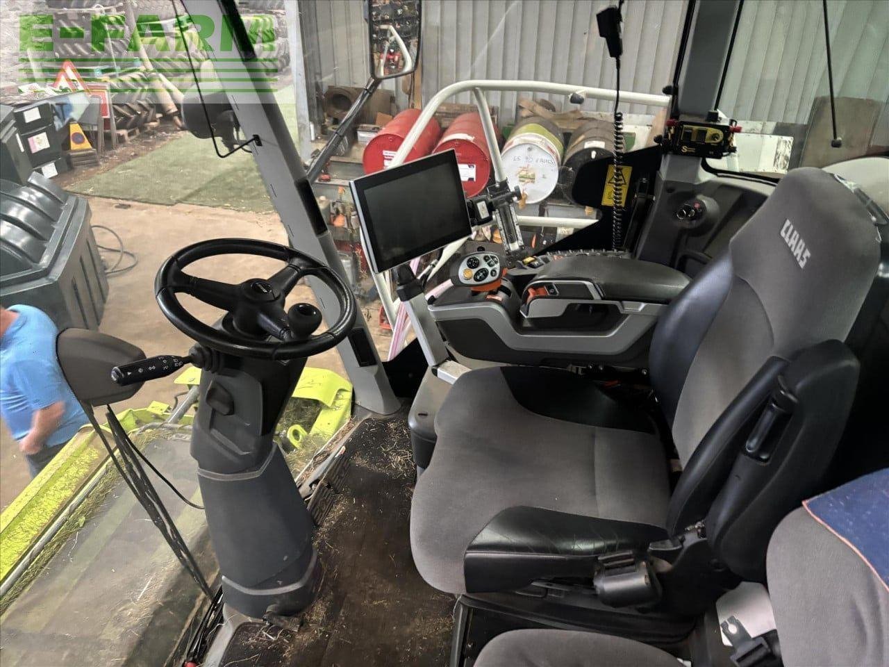 CLAAS JAGUAR 870 4WD - Kombajn za krmo: slika 2 CLAAS JAGUAR 870 4WD - Kombajn za krmo: slika 2