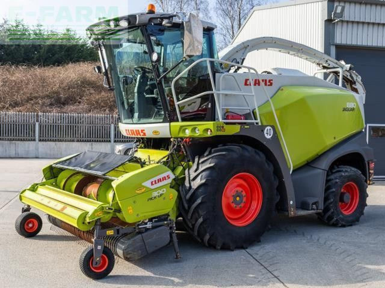 CLAAS JAGUAR 880 4WD - Kombajn za krmo: slika 2 CLAAS JAGUAR 880 4WD - Kombajn za krmo: slika 2