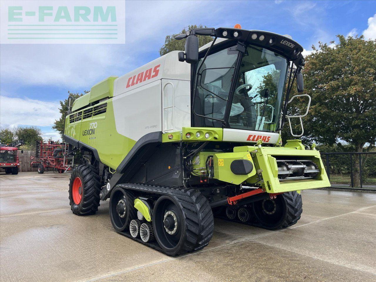 CLAAS LEXION 770 TT - Kombajn harvester: slika 3 CLAAS LEXION 770 TT - Kombajn harvester: slika 3