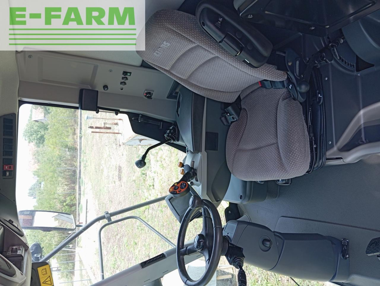 CLAAS Tucano 330 - Kombajn harvester: slika 4 CLAAS Tucano 330 - Kombajn harvester: slika 4