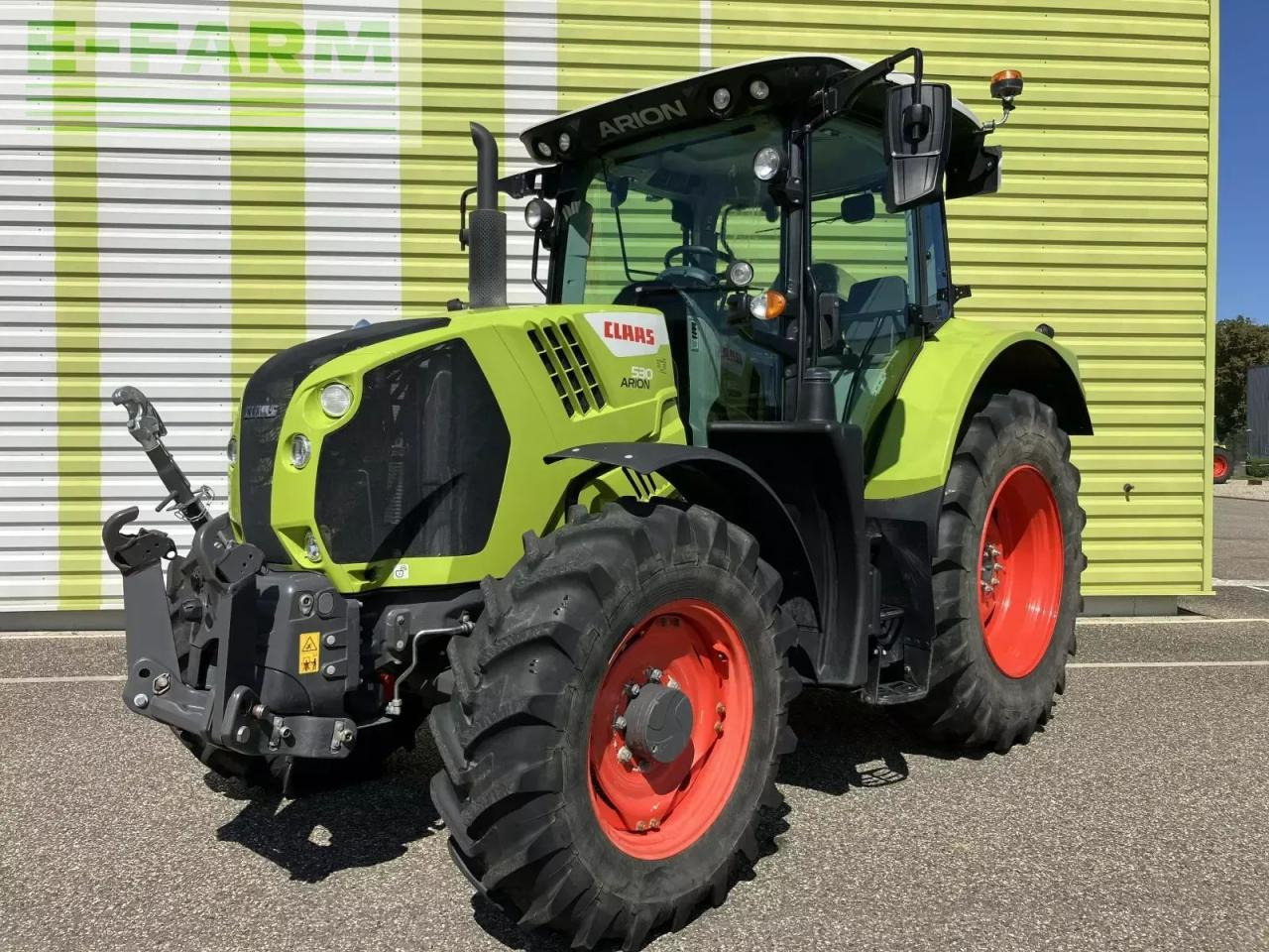 CLAAS arion 530 hexashift - Traktor: slika 1 CLAAS arion 530 hexashift - Traktor: slika 1