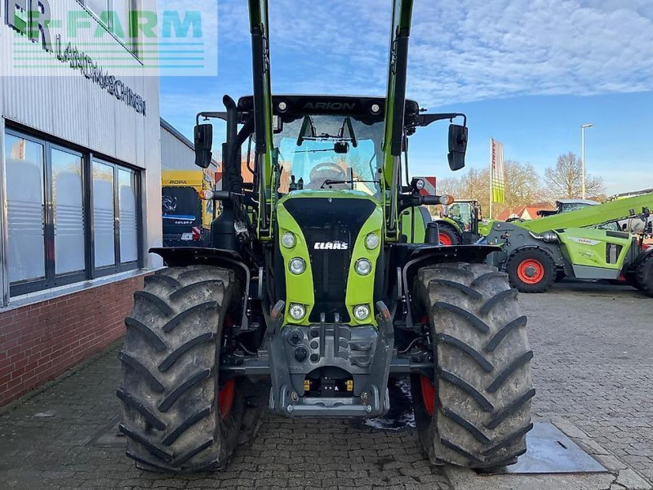 CLAAS arion 650 cis + fl140 + maxi-care - Traktor: slika 3 CLAAS arion 650 cis + fl140 + maxi-care - Traktor: slika 3