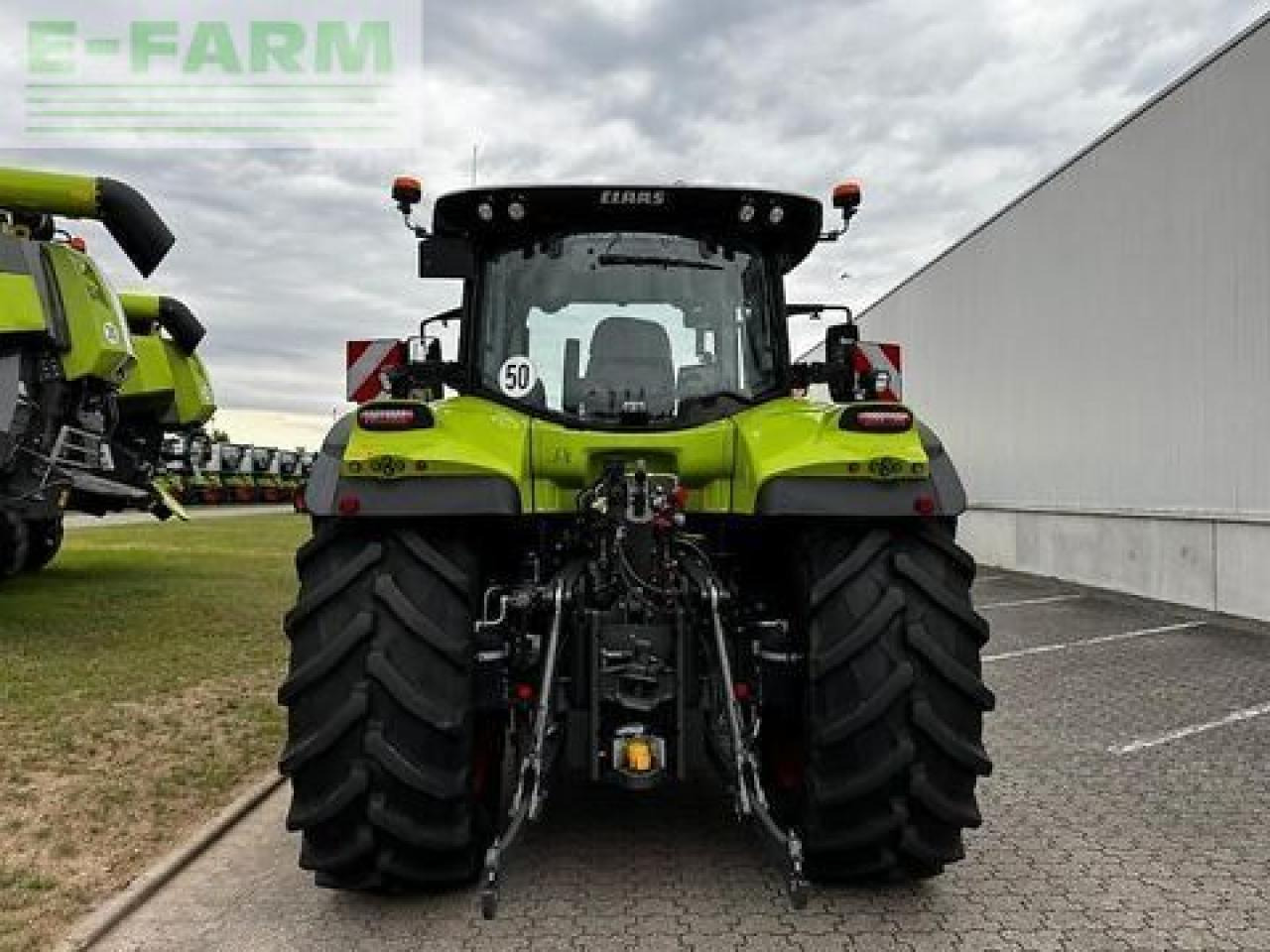 CLAAS arion 660 cmatic - Traktor: slika 4 CLAAS arion 660 cmatic - Traktor: slika 4
