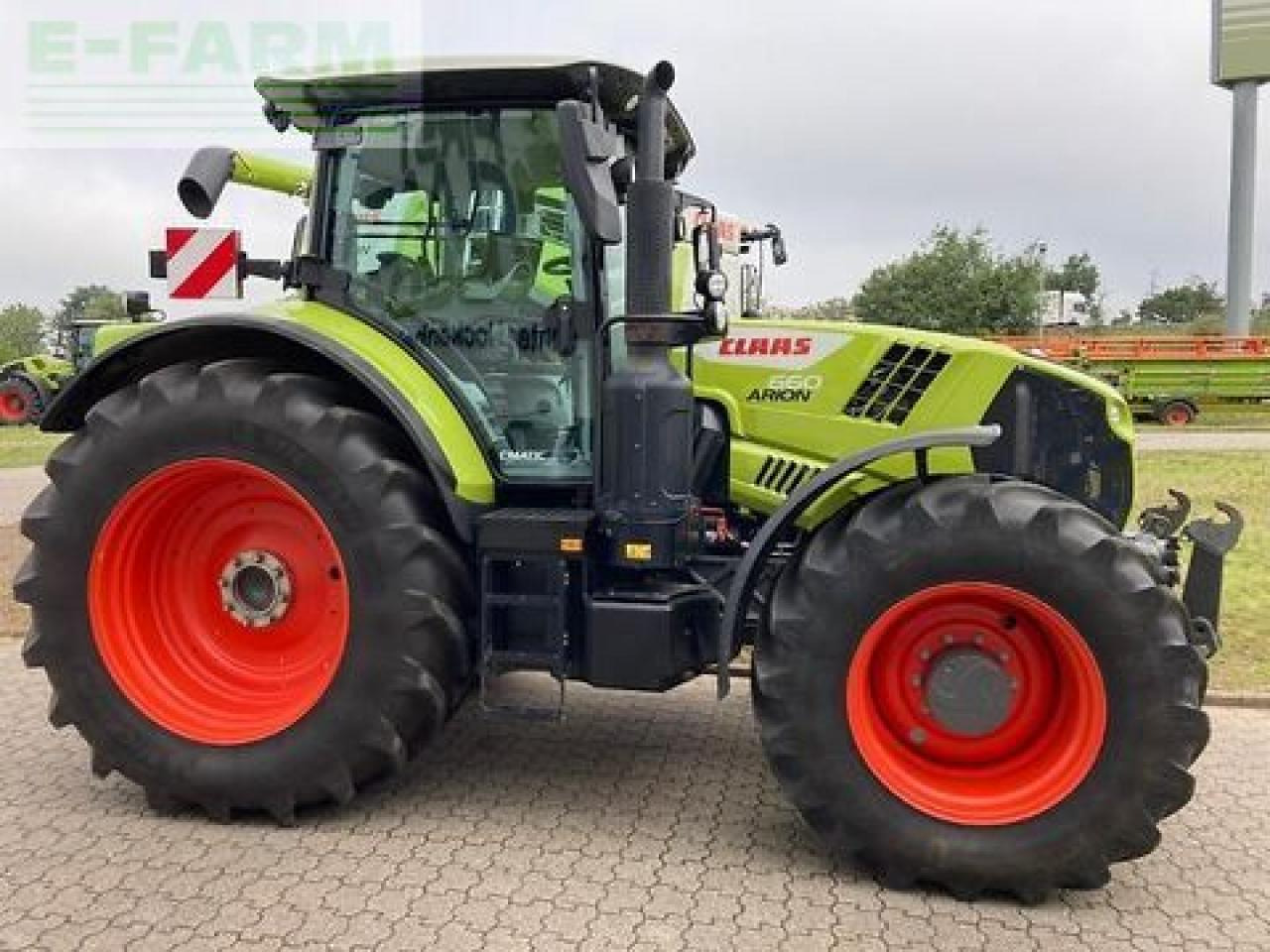 CLAAS arion 660 cmatic cebis CMATIC CEBIS - Traktor: slika 4 CLAAS arion 660 cmatic cebis CMATIC CEBIS - Traktor: slika 4