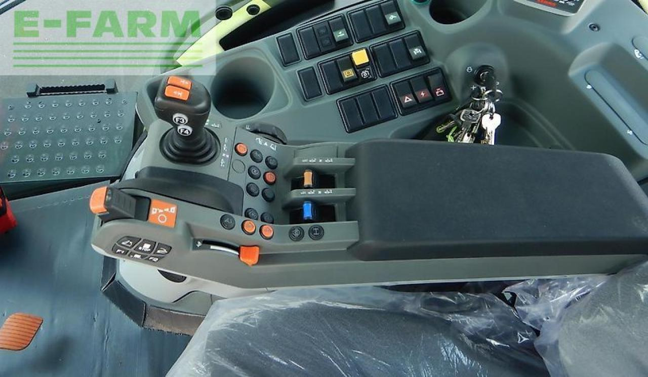 CLAAS axion 800 cis+ hexashift HEXASHIFT CIS+ - Traktor: slika 5 CLAAS axion 800 cis+ hexashift HEXASHIFT CIS+ - Traktor: slika 5