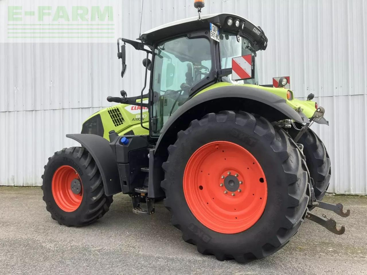 CLAAS axion 800 - s5 advance - Traktor: slika 2 CLAAS axion 800 - s5 advance - Traktor: slika 2