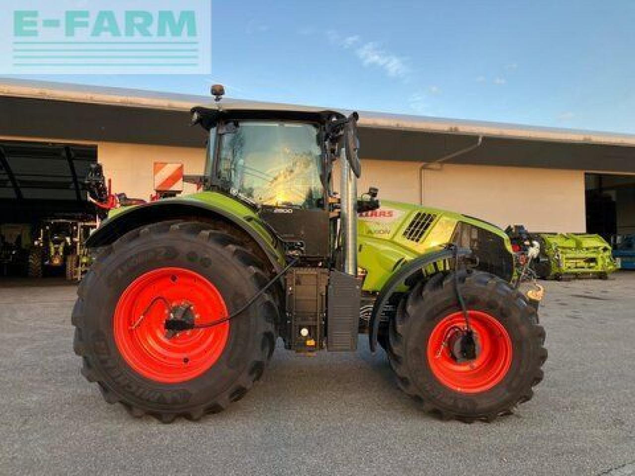 CLAAS axion 870 cmatic cebis CMATIC CEBIS - Traktor: slika 2 CLAAS axion 870 cmatic cebis CMATIC CEBIS - Traktor: slika 2