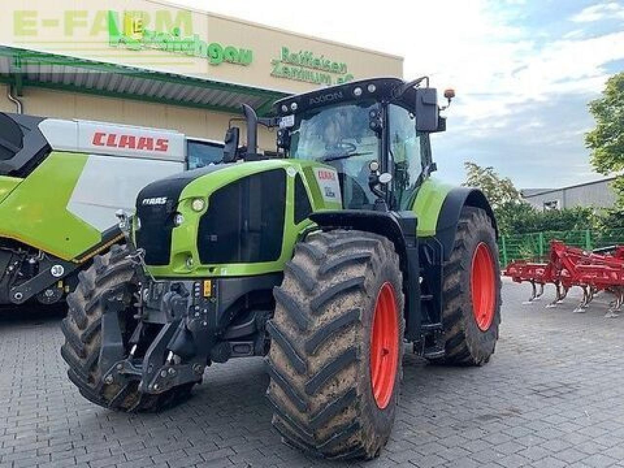 CLAAS axion 930 cmatic cebis CMATIC CEBIS - Traktor: slika 2 CLAAS axion 930 cmatic cebis CMATIC CEBIS - Traktor: slika 2