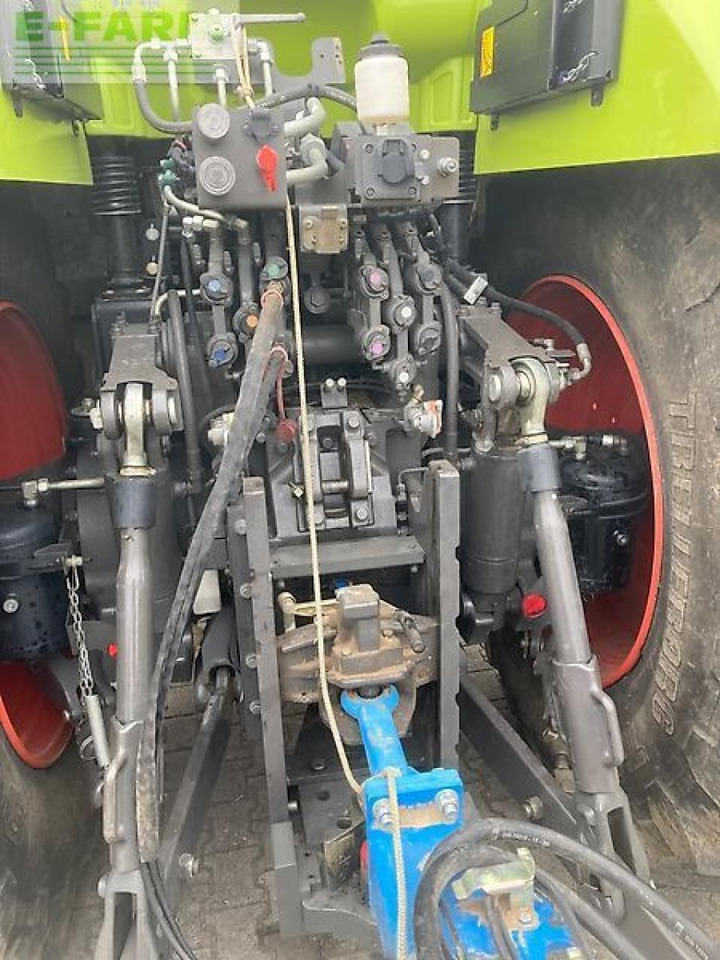 CLAAS axion 950 - Traktor: slika 3 CLAAS axion 950 - Traktor: slika 3