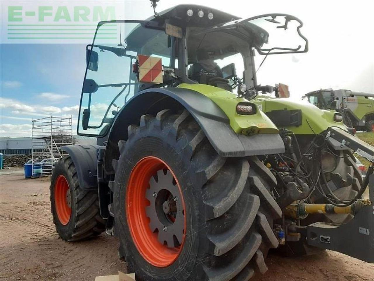 CLAAS axion 950 cmatic cebis CMATIC CEBIS - Traktor: slika 4 CLAAS axion 950 cmatic cebis CMATIC CEBIS - Traktor: slika 4